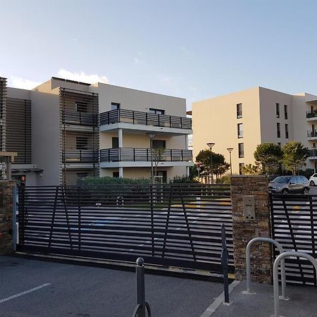 Appt Confort 3 Pieces Avec Terrasse Et Piscine A Saint-Raphael - Fr-1-226A-124 Bagian luar foto